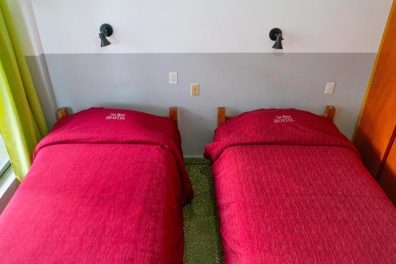 טריחה Hostal Zeballos מראה חיצוני תמונה
